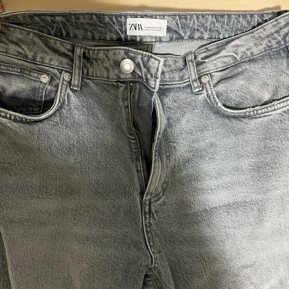 Grey split hem straight jeans from Zara